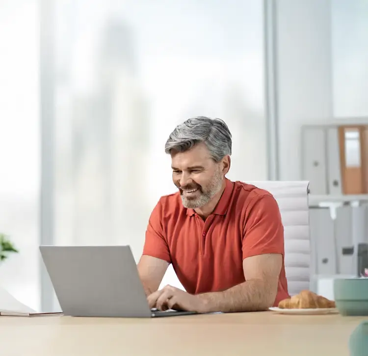Manager using Wonder App dashboard showing sales performance analytics